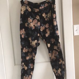 Torrid- Size 3- Floral Leggings- Never Worn